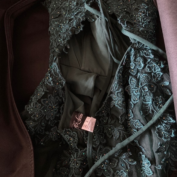 Prom Dress, Brand New - Picture 5 of 6